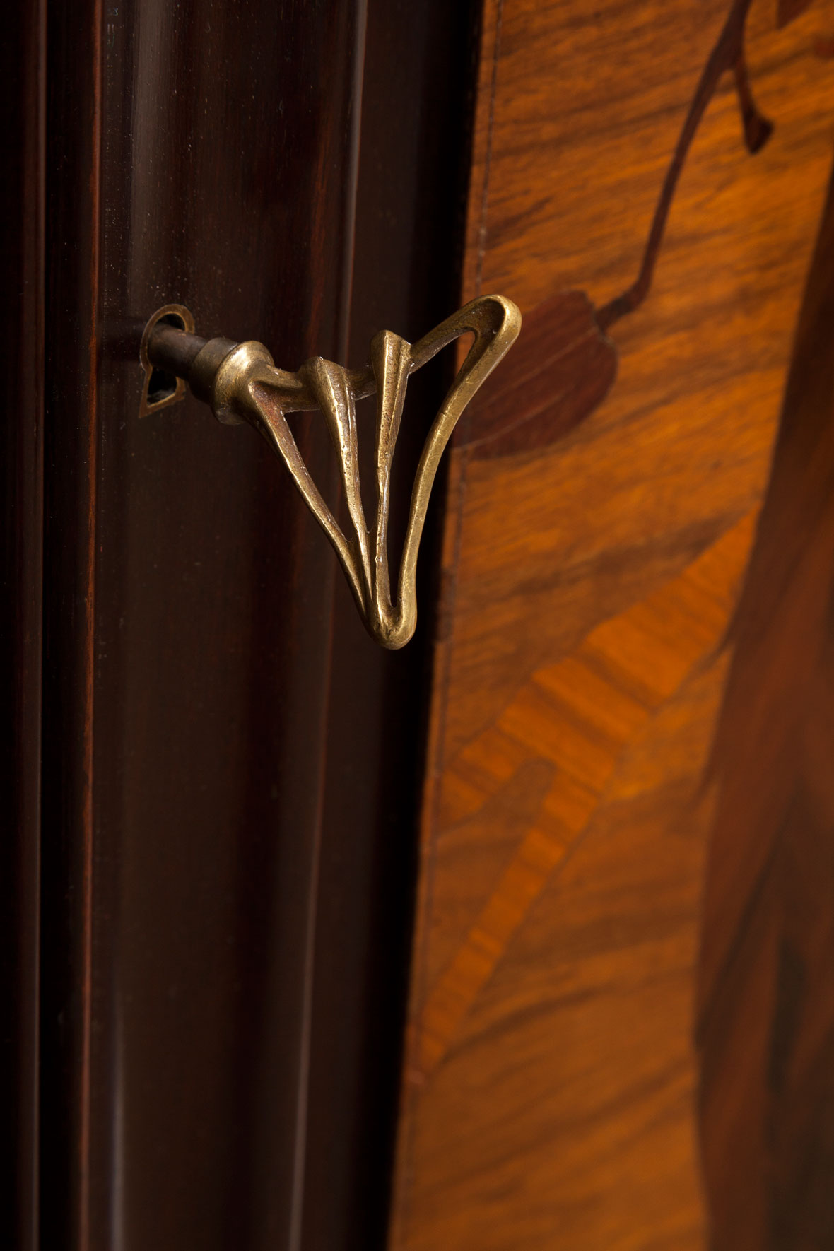 Majorelle 'Aux Nenuphars' Corner Cabinet